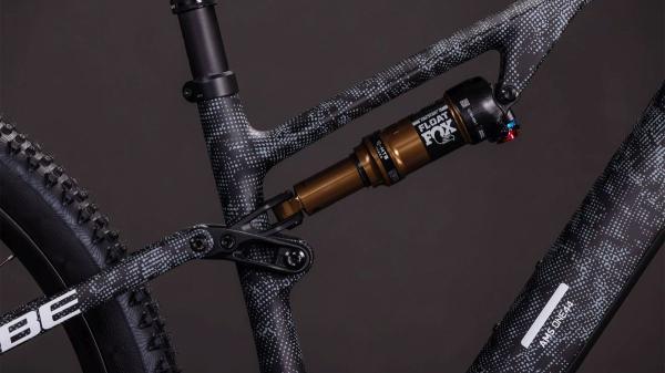 Cube AMS Hybrid ONE44 C:68X SLT 400X matrixblack'n'white Gr&ouml;&szlig;e: M Produktbild 2