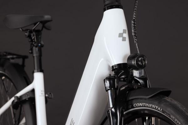 Cube Supreme RT Hybrid Comfort EX 600 metallicwhite'n'reflex Gr&ouml;&szlig;e: Easy Entry 50 cm Produktbild 5
