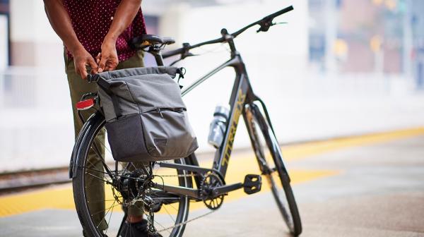 Trek FX+ 2 MS LT L Satin Trek Black Produktbild 3