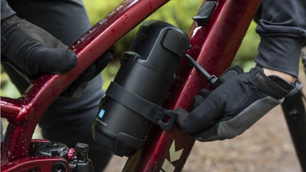 Trek FUEL EXe 8 GX AXS EU L Rage Red to Deep Dark Blue Produktbild 13