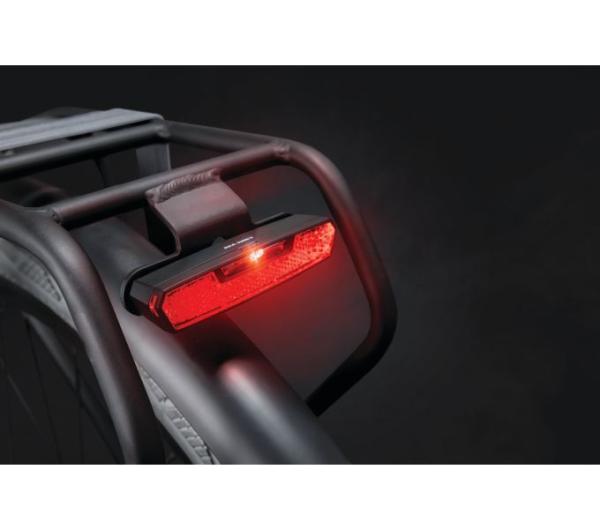 AXA AXA R&uuml;cklicht Juno Batterie Auto Off 50 Produktbild 5