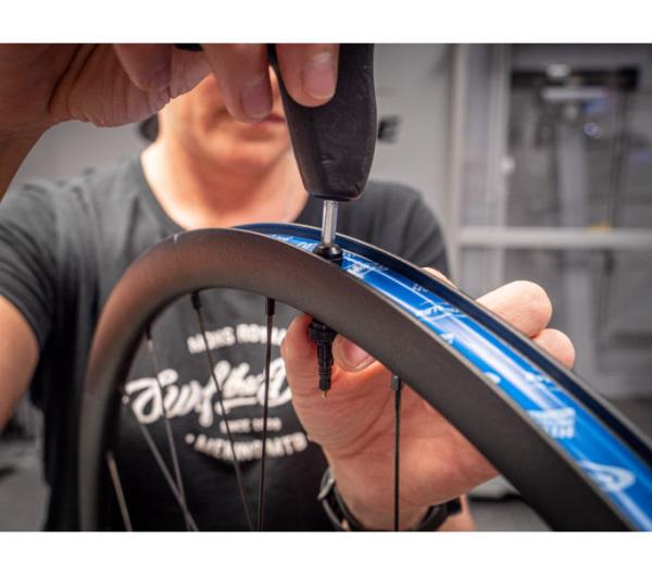 Schwalbe Schwalbe Tubeless-Ventil  Ein Paar 40 mm Produktbild 2